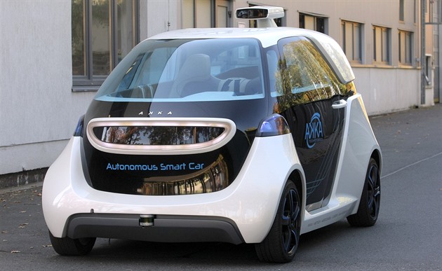 Jednou možná budou jezdit zcela automatická auta všude. Zatím je to jen sen