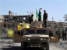 Arabsko-kurdské milice SDF dobyly z rukou bojovník Islámský stát msto Rakká...