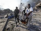 V Mogadiu dolo k nejtragitjímu útoku, jaký byl v Somálsku kdy spáchán....