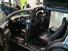 Ikonou automobil s prvky autonomního ízení je samozejm Tesla.