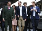 Herec Hugh Bonneville, vévodkyn Kate, princ William, herec Simon Farnaby a...
