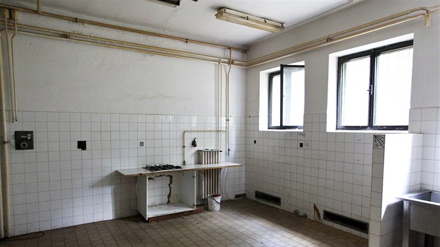 Pohled do vnitřních prostor ubytovny ve Stražisku na Prostějovsku. Kvůli neustávajícím problémům chce obec její obyvatele připravit o nárok na doplatek na bydlení.