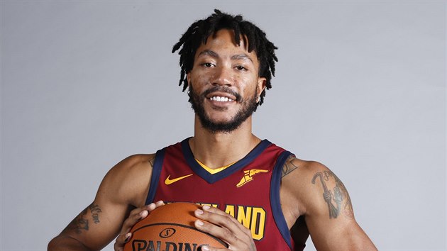 Derrick Rose v dresu Cleveland Cavaliers