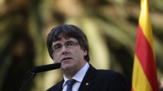 P�edseda katalánské vlády Carles Puigdemont p�i projevu v Barcelon� (15. �íjna...