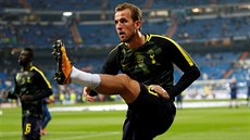 Harry Kane bhem rozcviky ped utkáním fotbalové Ligy mistr mezi Realem...