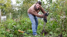 Na farm Jiího Netíka pracují handicapovaní i lidé, kteí se cítí vyhoelí a...