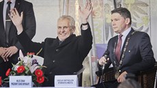 Prezident Milo Zeman se starostou Horovského Týna Václavem Mothejzíkem. (19....