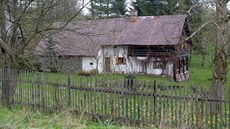 S novomanelkou Janou Brejchovou si vybrali roubenku na kopci a u potku. 