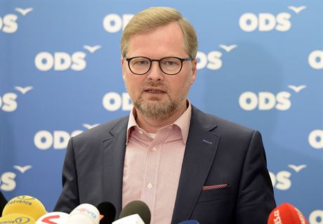 Pedseda ODS  Petr Fiala vystoupil v Praze na tiskové konferenci po prvním...