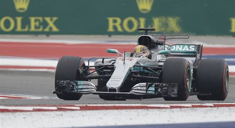 Lewis Hamilton ovládl pátení tréninky ped Velkou cenou USA formule 1 v...