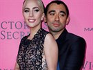 Nicola Formichetti a zpvaka Lady Gaga (listopad 2016)