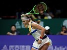 Reakce tenistky Jeleny Ostapenkové bhem úvodního utkání na Turnaji mistry.