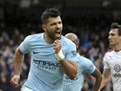 Kanonýr Manchesteru City Sergio Agüero slaví gól.