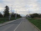 Linkový autobus s dtmi jedoucími do koly ve Vykov uvázl na elezniním...