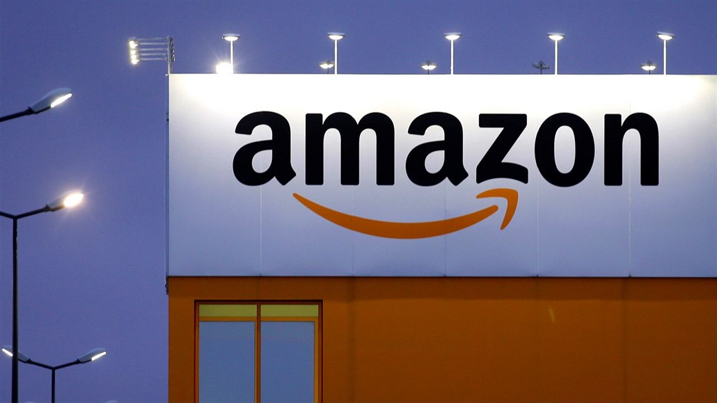 Boj o 1. místo: Amazon na chvíli překonal Microsoft, ten před tím Apple