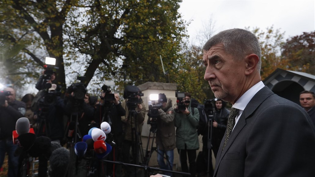 �éf hnutí ANO Andrej Babi� p�ichází komentovat výsledky povolební sch�zky s...