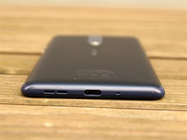 I kdy Nokia 8 psobí spíe konzervativním dojmem, dostala nový USB-C konektor....