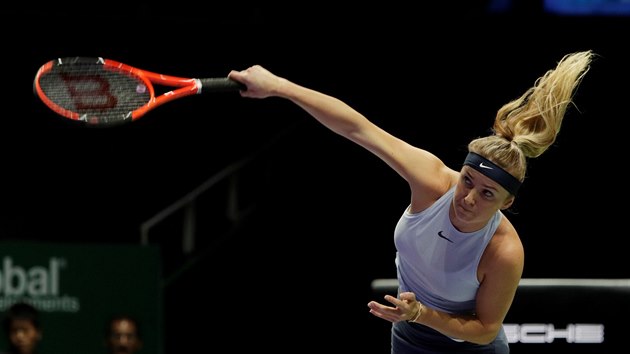 Tenistka Elina Svitolinov podv bhem druhho utkn na Turnaji mistry.