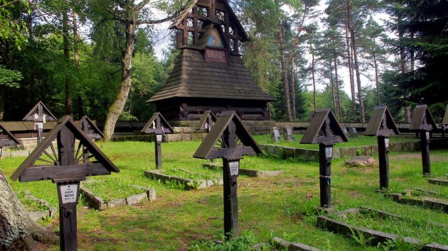 Hřbitov č. 60 u silnice v sedle Magura Malastowska