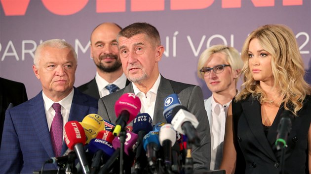 Andrej Babi� na tiskov� konferenci hnut� ANO k v�sledk�m voleb do Poslaneck�...