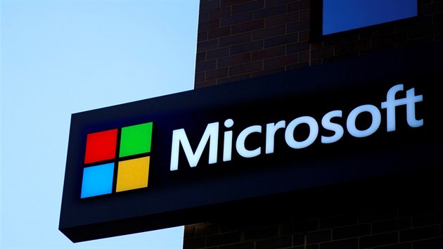 Microsoft nabídne dobrovolný odchod s odstupným zhruba 60.000 zaměstnancům