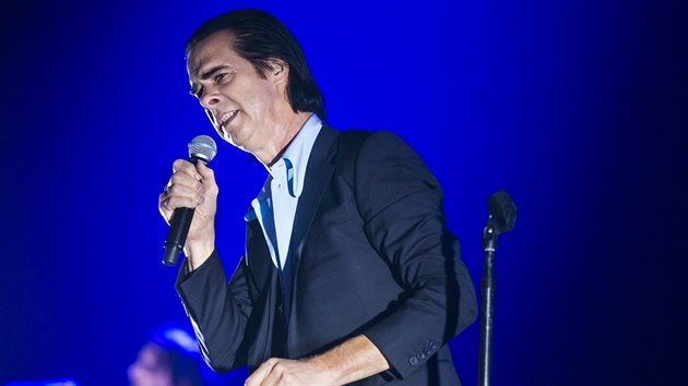 Nick Cave & The Bad Seeds (O2 arena, Praha, 26. jna 2017)