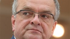 Miroslav Kalousek na úterní tiskové konferenci, kde oznámil, �e u� nebude...