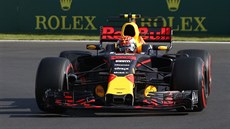 Max Verstappen z Red Bullu při kvalifikaci na Velkou cenu Mexika Formule 1.