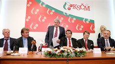 Tisková konference KSM k výsledkm voleb do Poslanecké snmovny. (21. íjna...