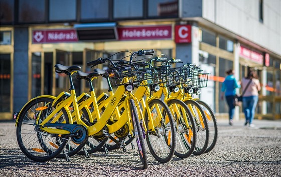 ínské Ofo vyrazilo do boje o praské cyklisty. V ulicích Prahy chce mít za rok...