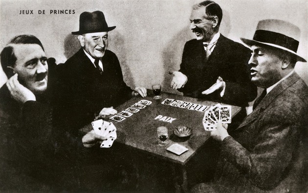 Vánoce zamaskovaly nástup diktatury. Mussolini si definitivně přivlastnil moc