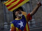 Stoupenci katalánské nezávislosti v ulicích Barcelony (30. íjna 2017)