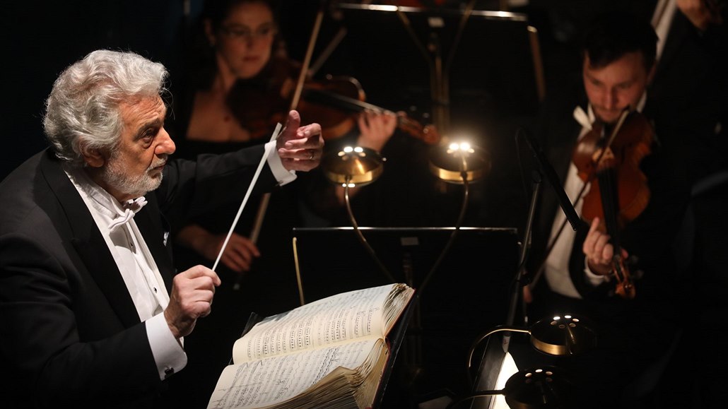 Plácido Domingo dirigoval Mozartova Dona Giovanniho ve Stavovském divadle.