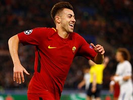 Stephan El Shaarawy, tonk AS m, slav gl, kter vstelil v utkn Ligy...