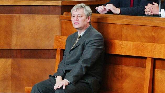 Zakladatel společnosti H-system Petr Smetka při jednání Vrchního soudu v Praze. (6. června 2006)