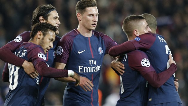 Glov radost fotbalist Paris St. Germain v utkn Ligy mistr proti Anderlechtu.