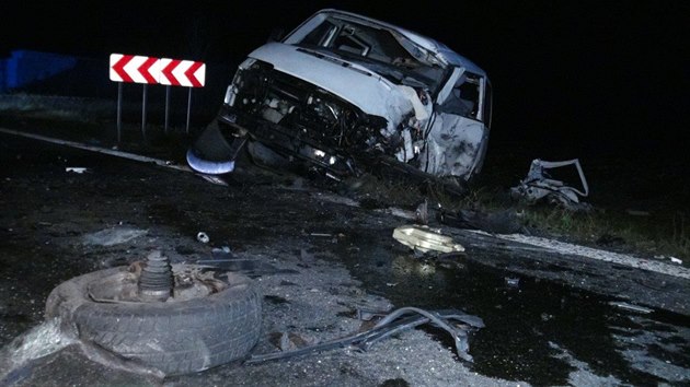Jedno mrt a dv zrann si vydala vn nehoda dvou osobnch aut u Zaluan na Pbramsku. (31.10.2017)
