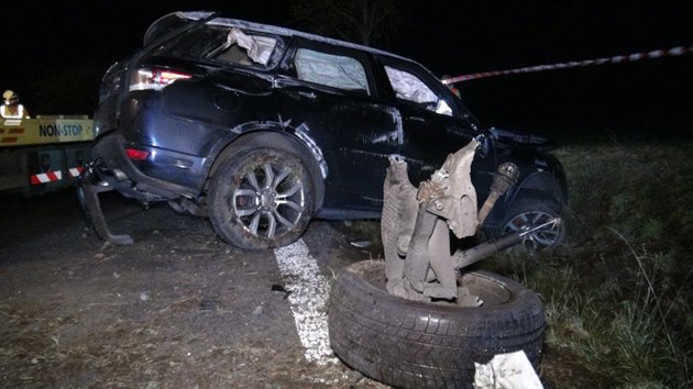 Jedno mrt a dv zrann si vydala vn nehoda dvou osobnch aut u Zaluan na Pbramsku. (31.10.2017)