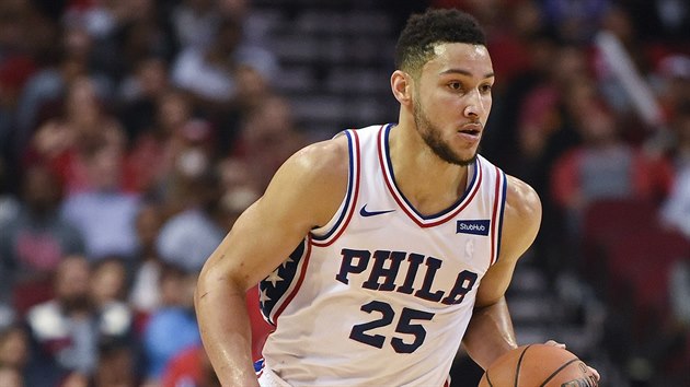 Ben Simmons thne tok Philadelphie.