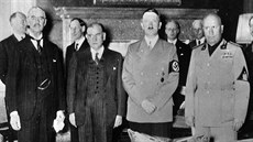 Neville Chamberlain, Édouard Daladier, Adolf Hitler a Benito Mussolini v...