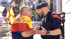 Za jednotné panlsko se demonstrovalo napíklad v Barcelon. (29. íjna 2017)