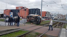 Dopravní nehoda dodávky v centru Plzn. (31. 10. 2017)