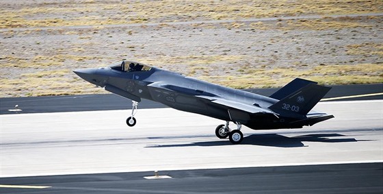 Letoun F-35