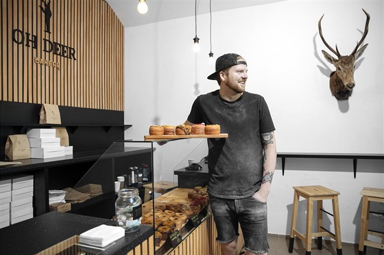 Luká Vaek, majitel pekárny Oh Deer Bakery