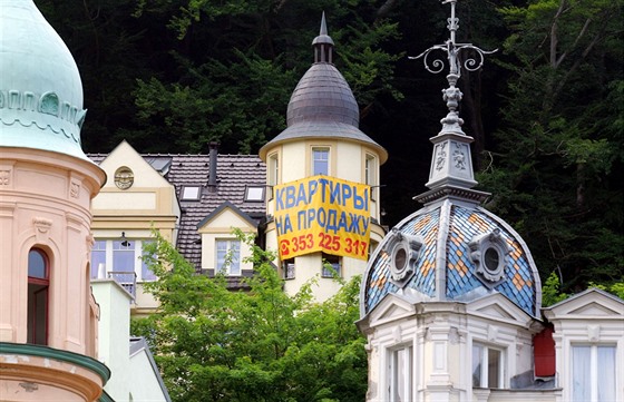 Karlovy Vary hromadn opoutjí rutí turisté a podnikatelé