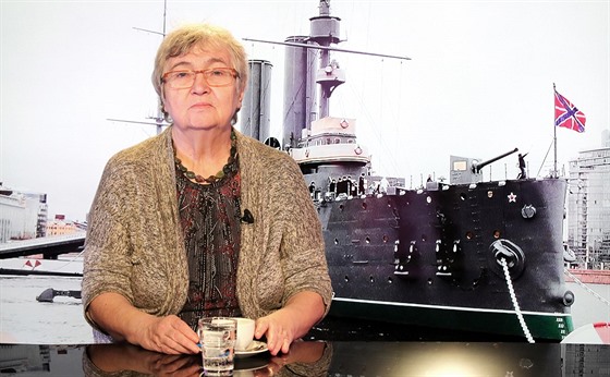 Noviná�ka a bývalá disidentka Petru�ka �ustrová v diskusním po�adu Rozst�el....