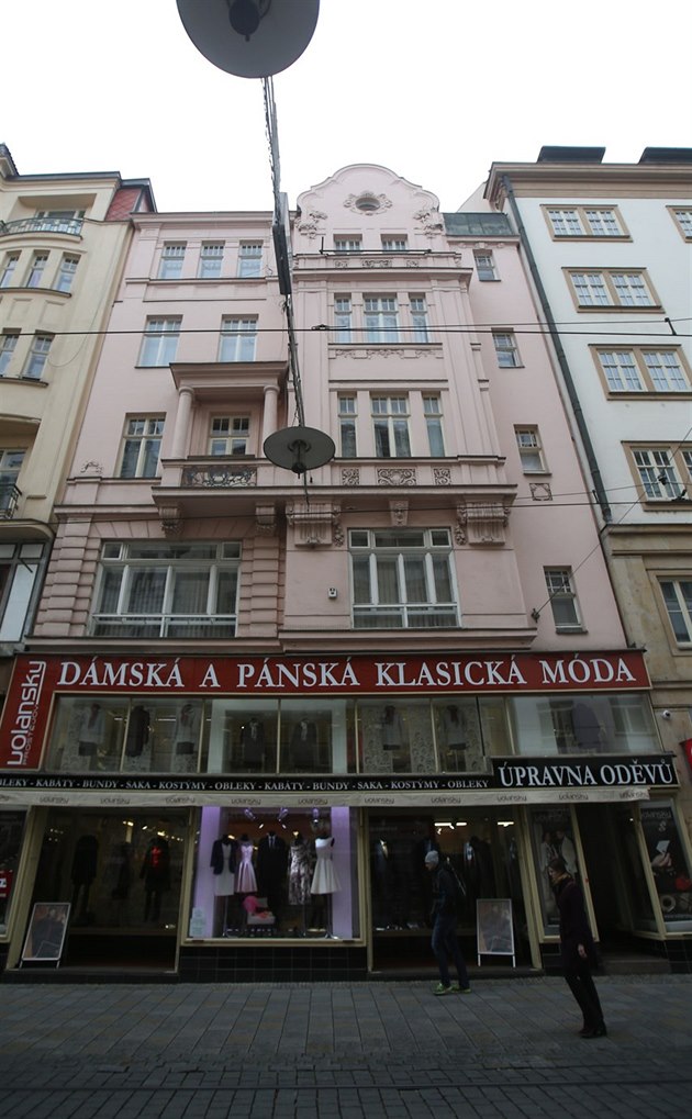 Na Masarykov� 4 v Brn� se nachází d�m, kde je obchod Volansky Fashion