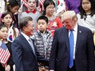Americký prezident Donald Trump a jihokorejský prezident Mun e-in