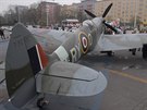 Model letounu Spitfire, se kterým generál Škarvada ve službách RAF také létal