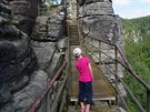 Trasa ke skaln�mu hradu Neurathen a vyhl�dce Bastei.